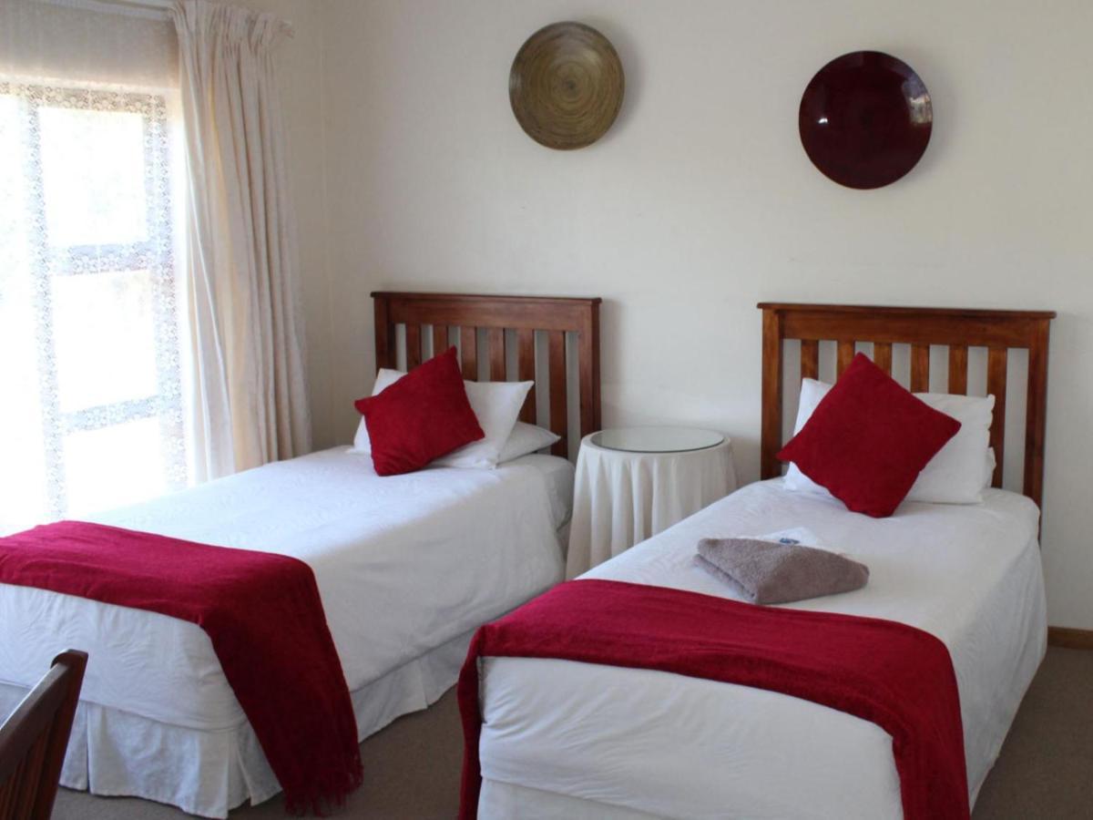 Cosy-Corner Guest House, Джордж Номер фото